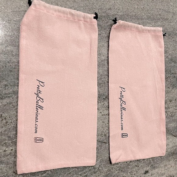 Pretty Ballerinas Classic Ballet flats in Cream & Black, Size 39 (8 - 8.5 US) - Picture 13 of 14